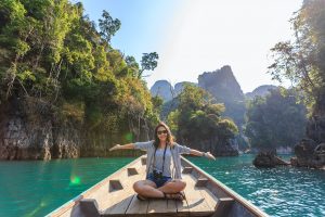 How to Make Money in the Travel Industry