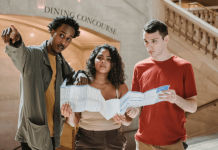 Choosing the Right Tourist Guide for Your Adventure